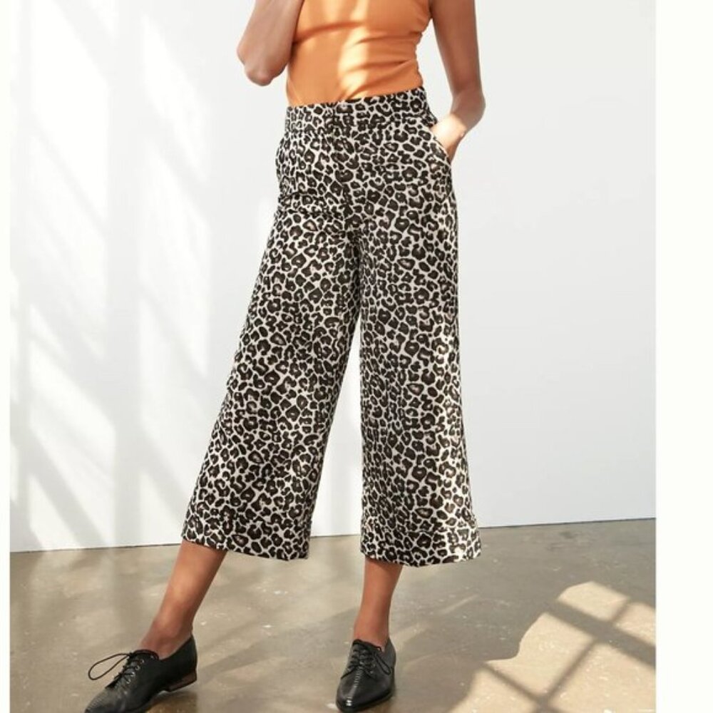NWT anthropologie kate leopard pants wide leg // size 4